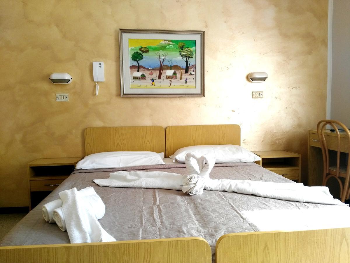 Hotel Marittimo Rimini Exterior photo